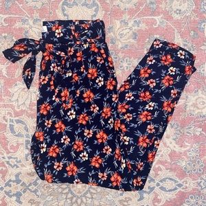 Hollister soft pant, navy blue w/ flower design